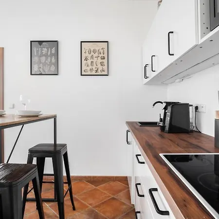 Apartmán Spacious In Zizkov By Days *